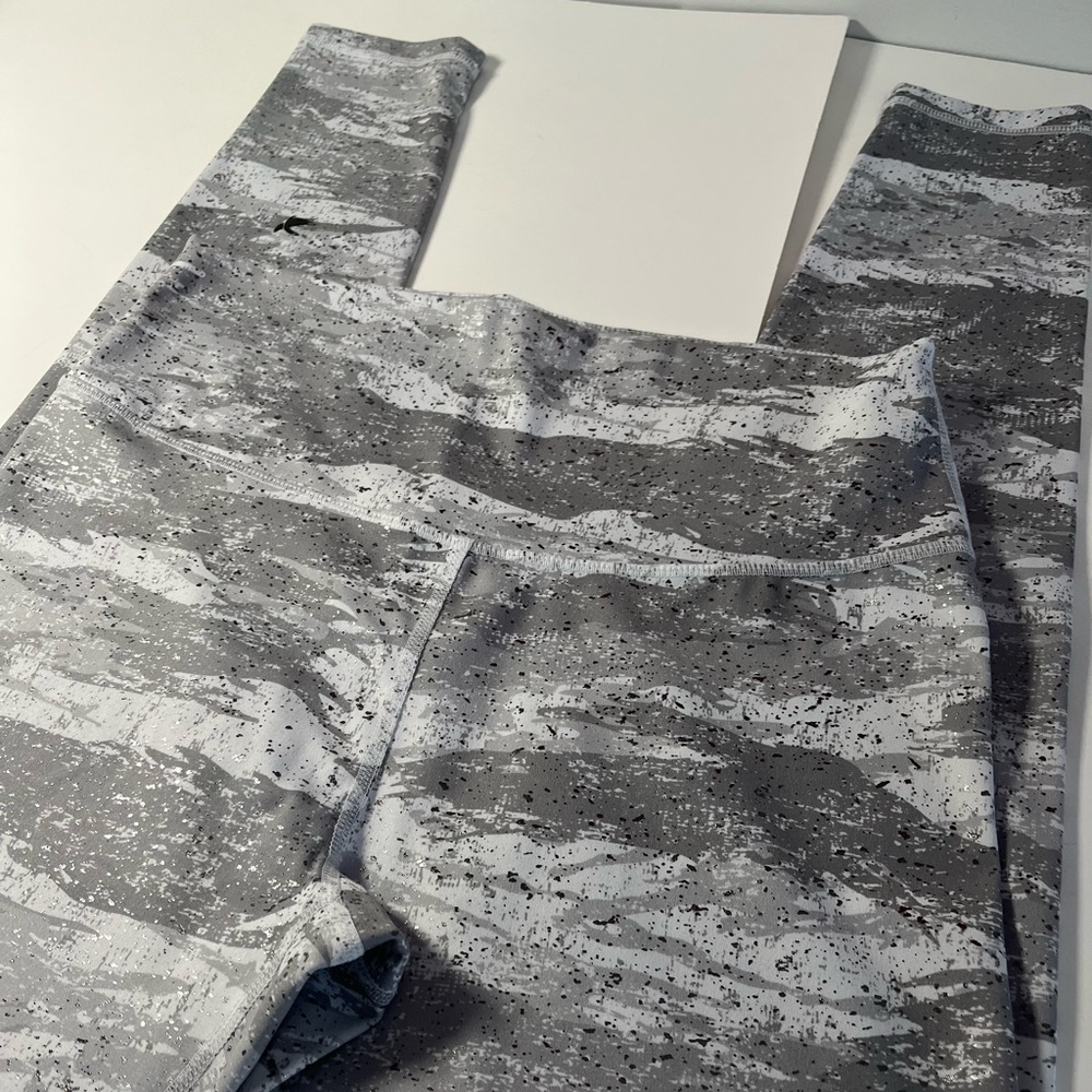Glyder Distressed Camo Leggings